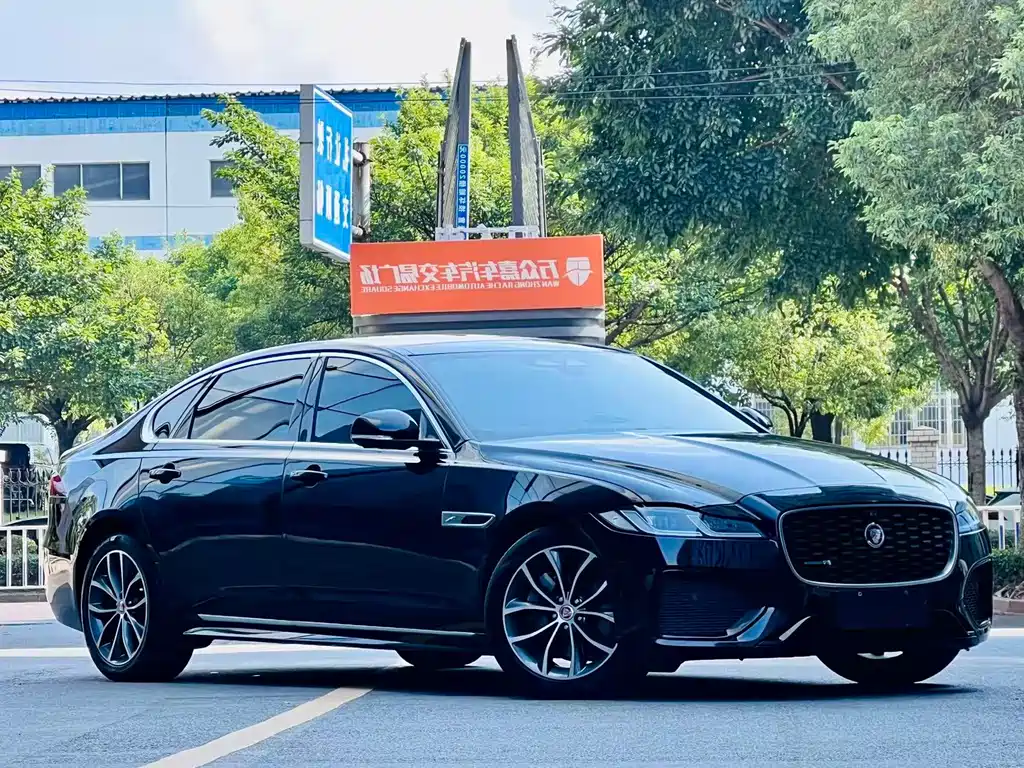 Jaguar XFL — фото 2