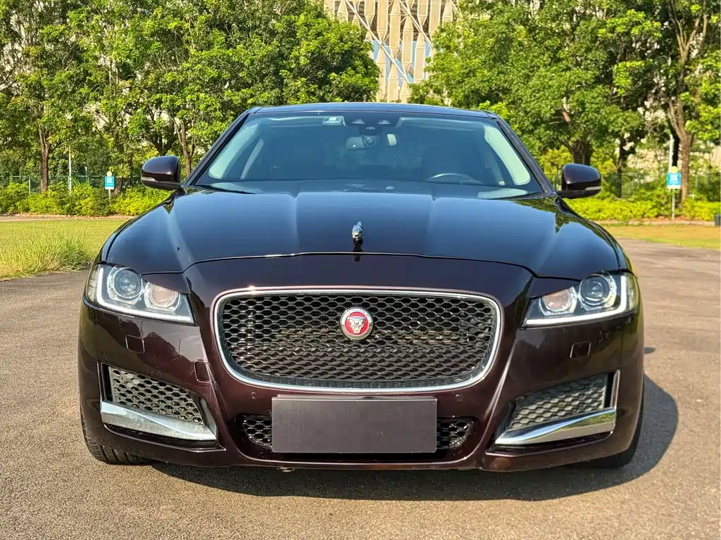 Jaguar XFL — фото 2