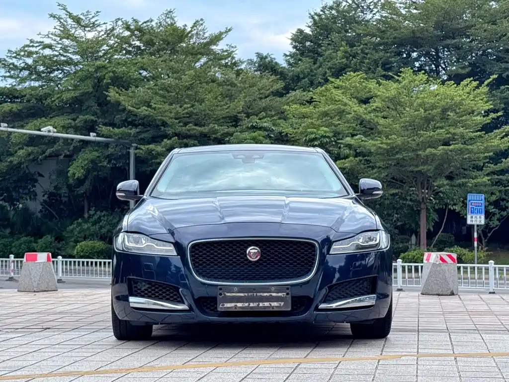 Jaguar XFL — фото 2