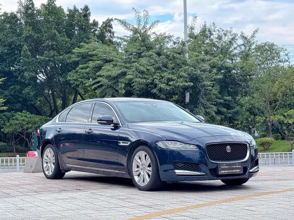 Jaguar XFL — фото 3
