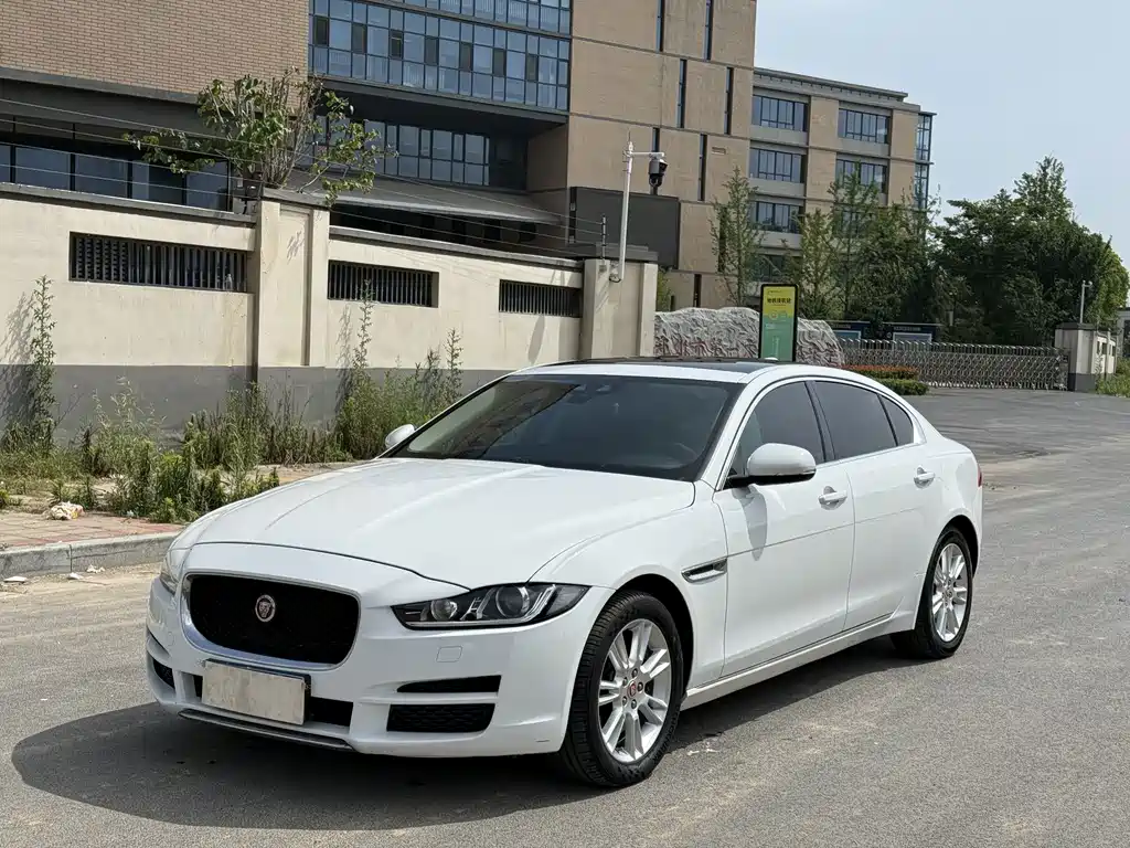 Jaguar XEL