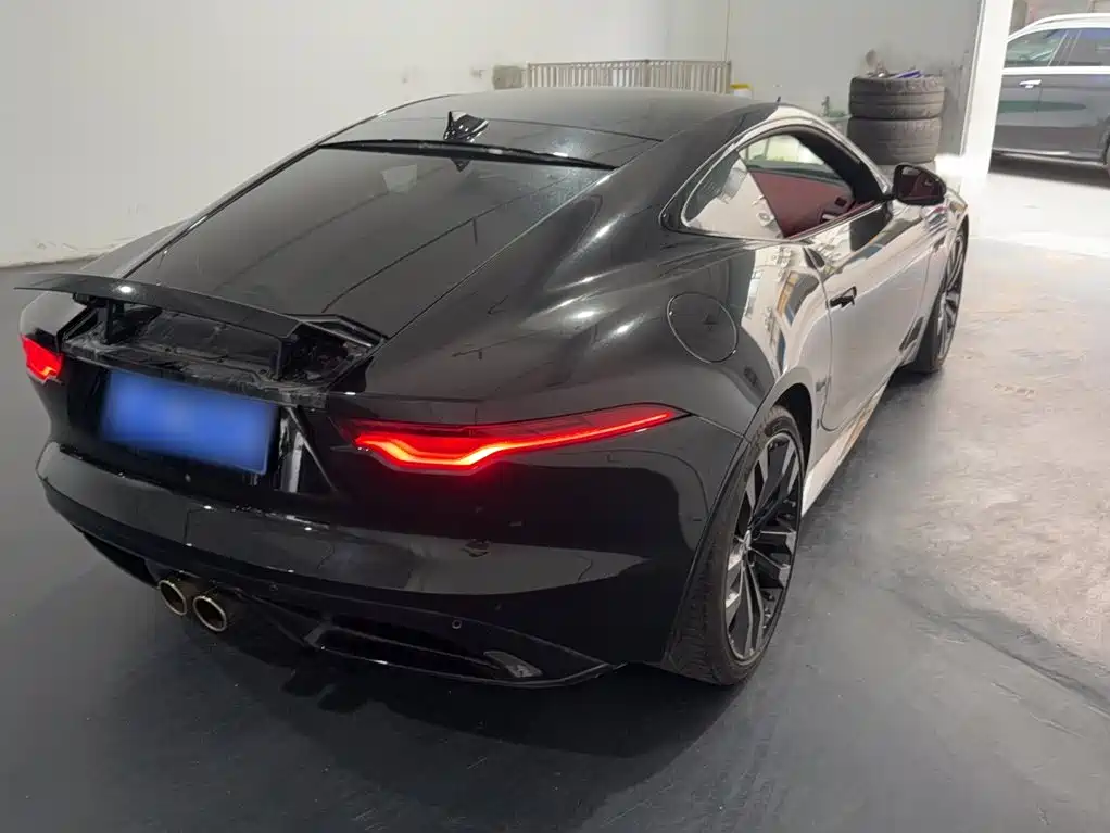 Jaguar F-TYPE — фото 5