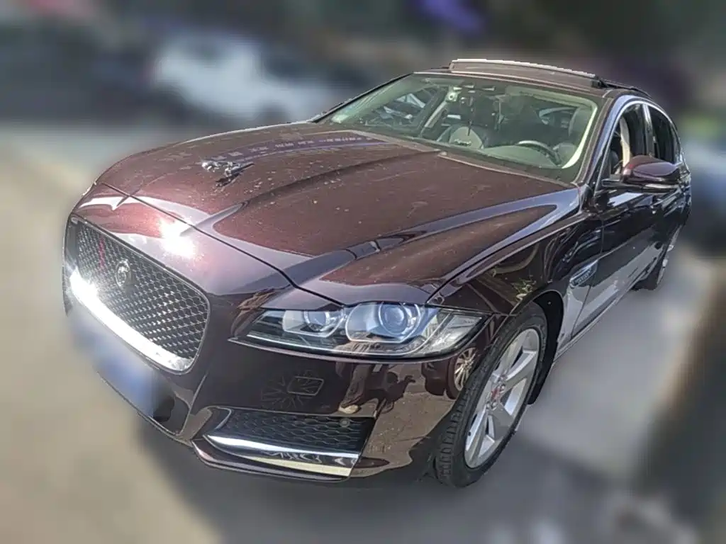 Jaguar XFL — фото 3
