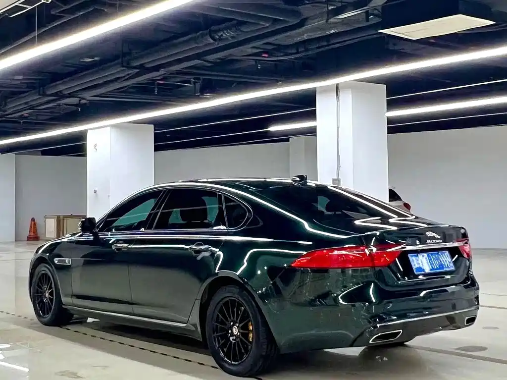 Jaguar XFL — фото 4