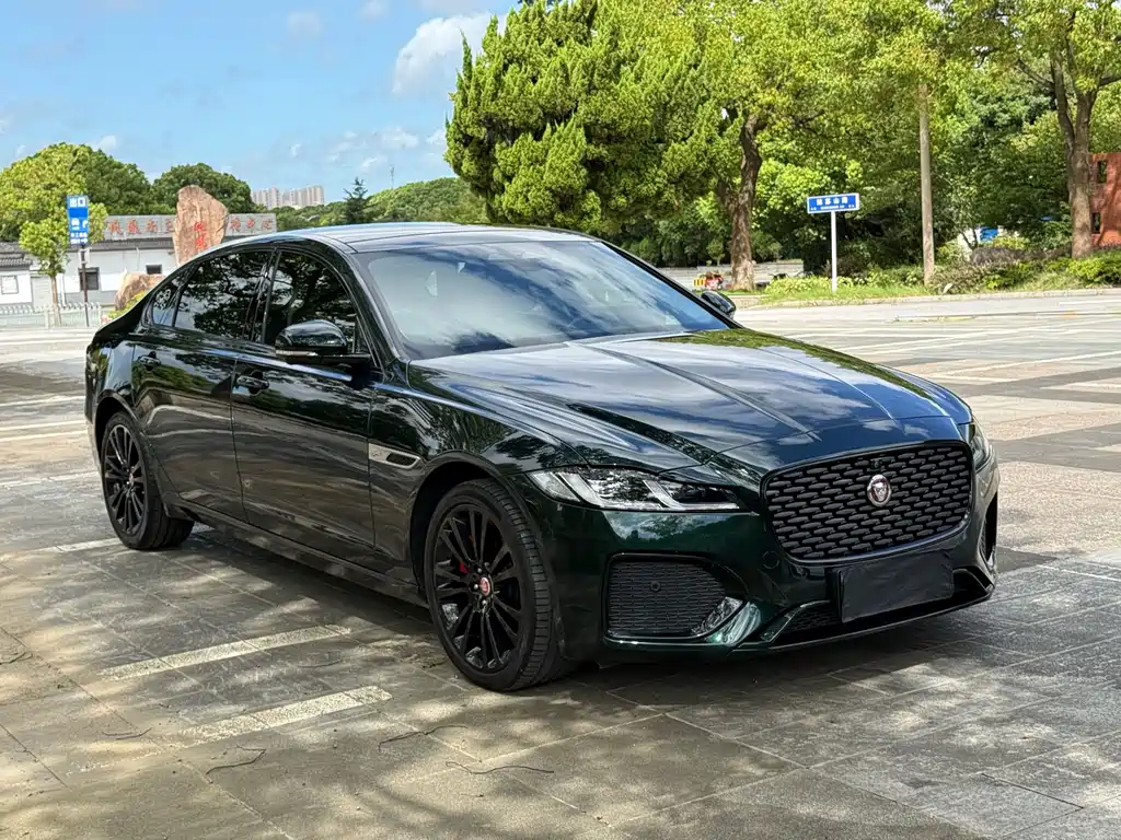 Jaguar XFL — фото 3