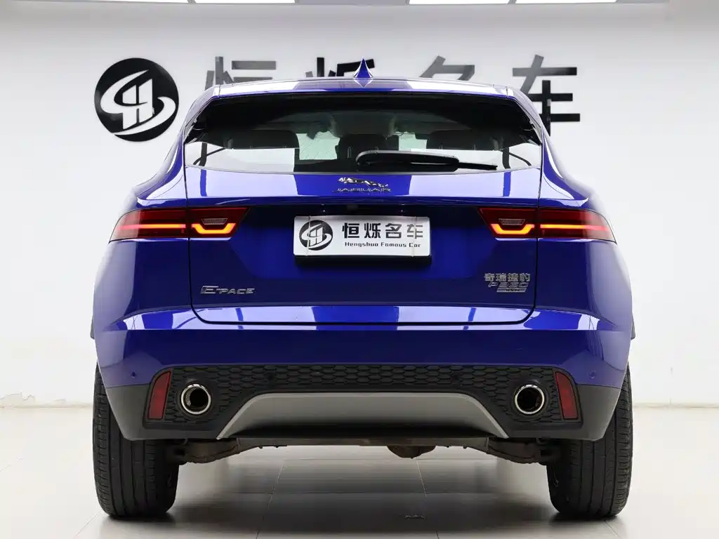 Jaguar E-PACE — фото 22