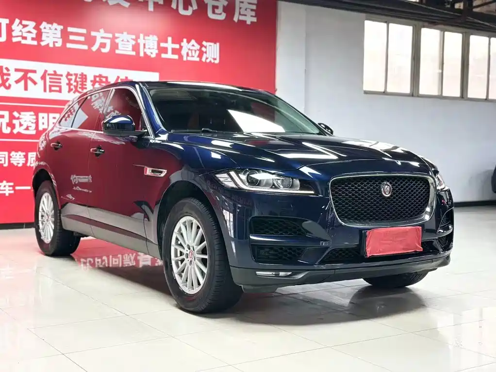 Jaguar F-PACE — фото 2