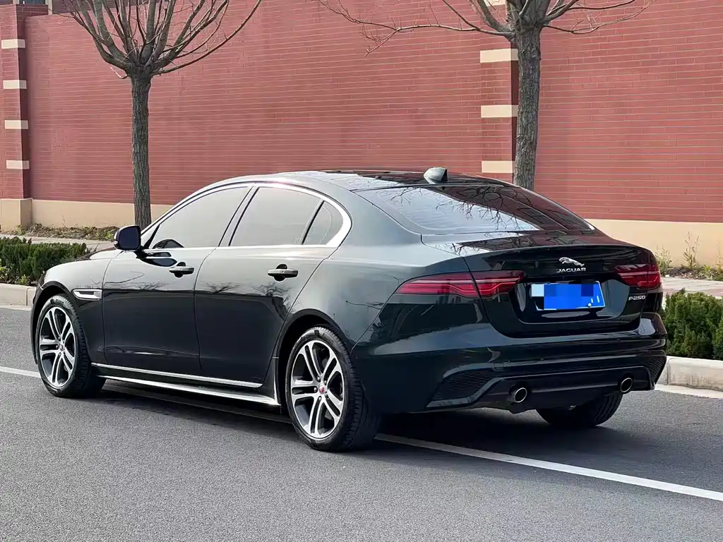 Jaguar XEL — фото 3