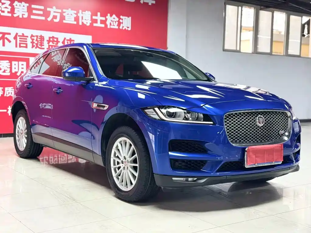 Jaguar F-PACE — фото 2