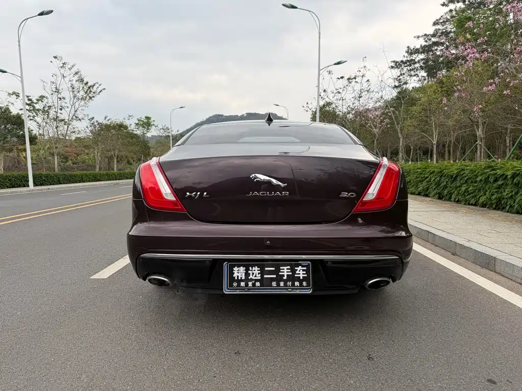 Jaguar XJ — фото 3