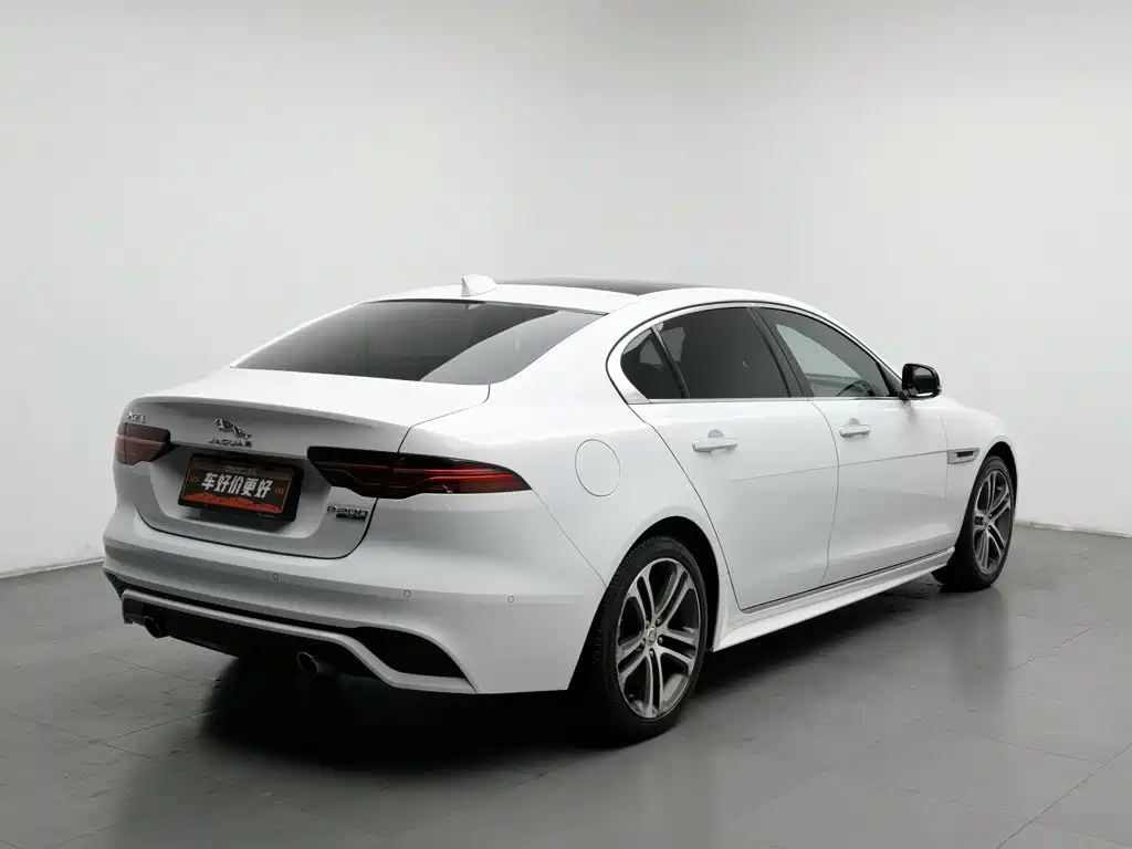 Jaguar XEL — фото 2