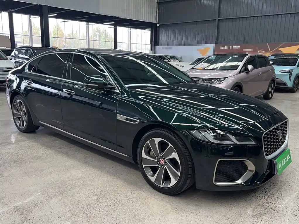 Jaguar XFL — фото 14