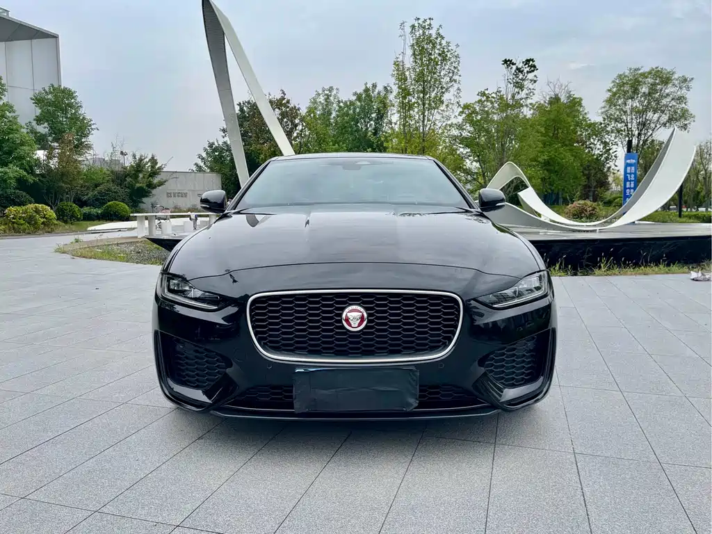 Jaguar XEL — фото 2