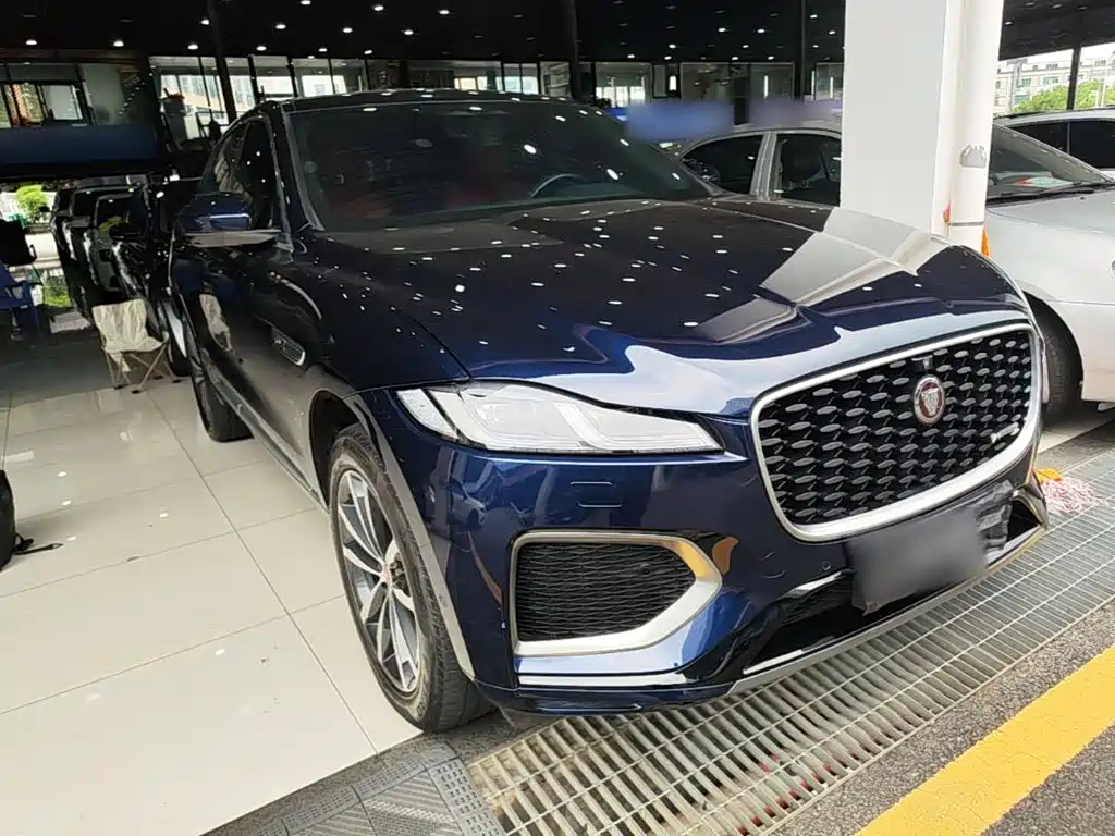 Jaguar F-PACE — фото 4