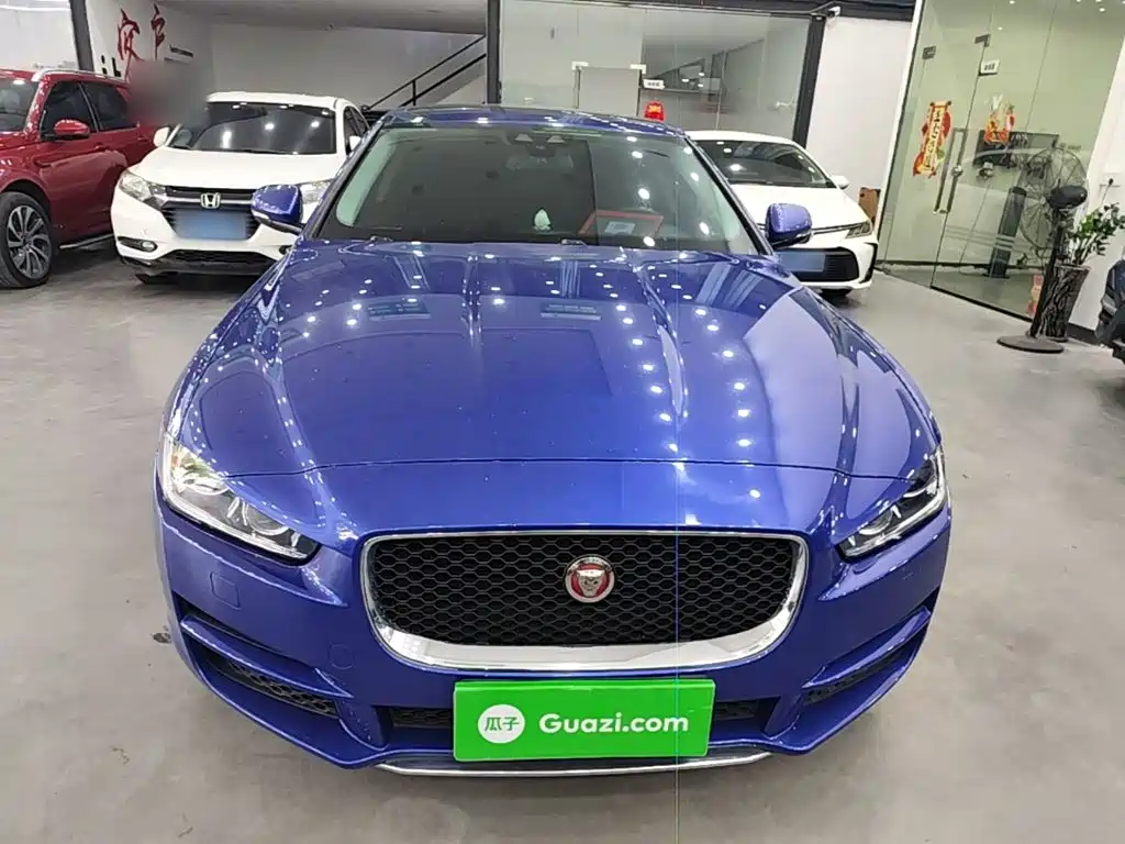 Jaguar XEL — фото 3
