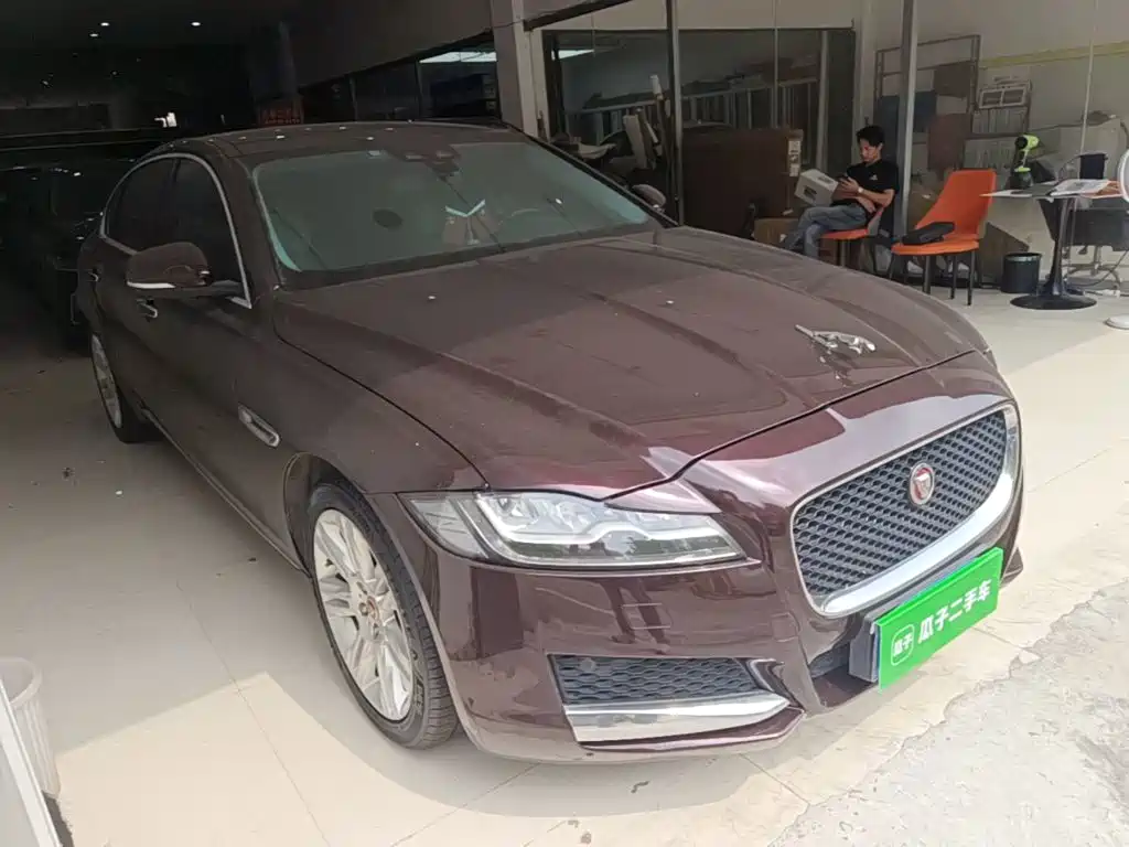 Jaguar XFL — фото 4