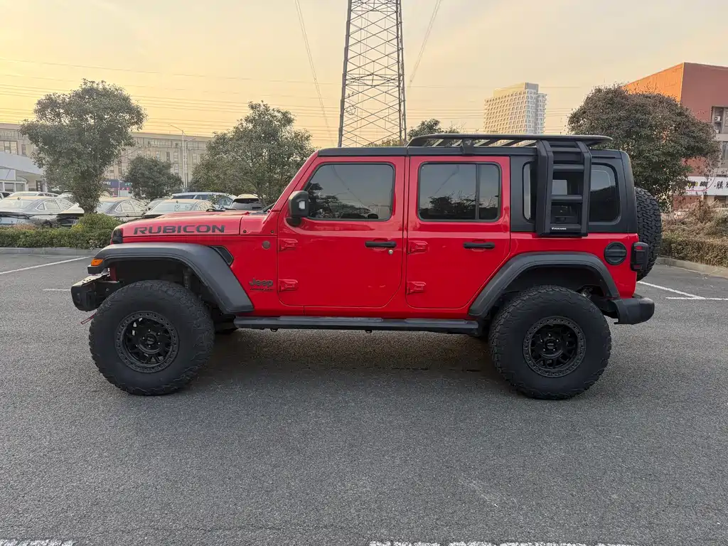 Jeep Wrangler — фото 4