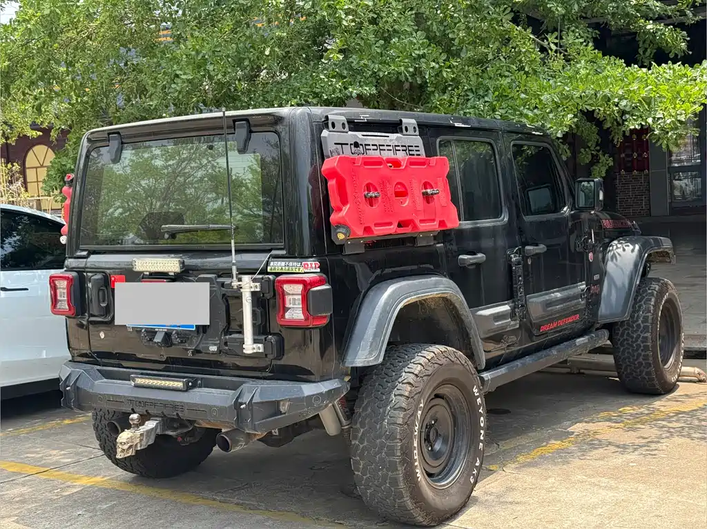 Jeep Wrangler — фото 4