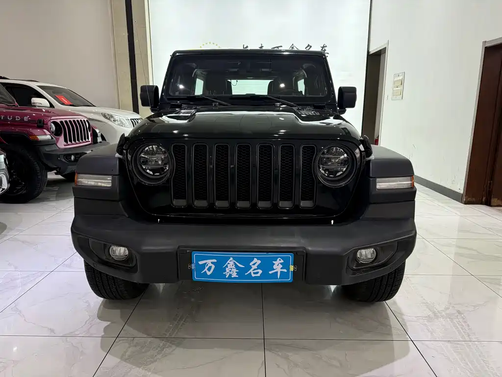 Jeep Wrangler — фото 2