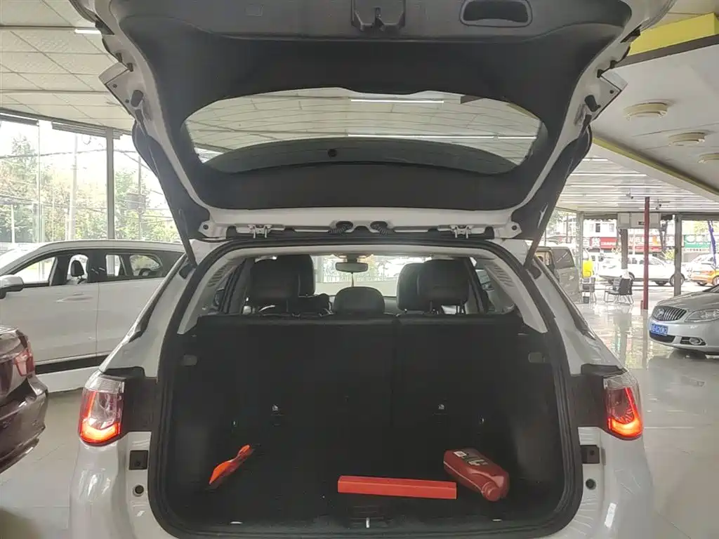 Jeep Compass — фото 19