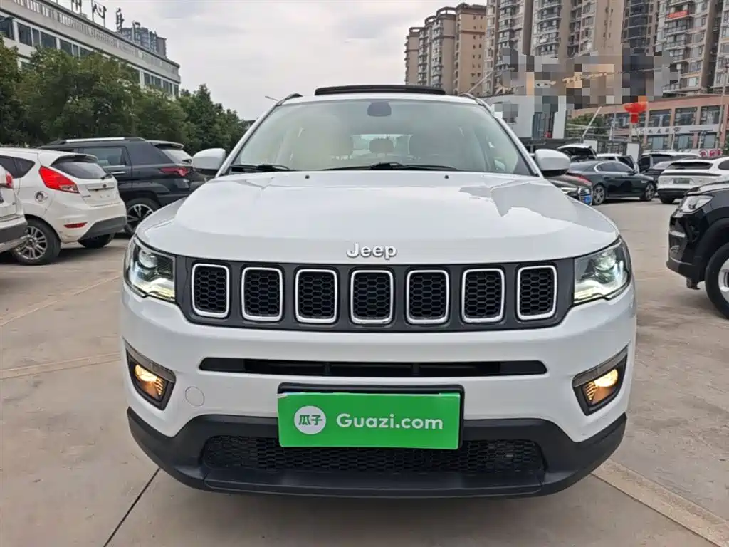 Jeep Compass — фото 3