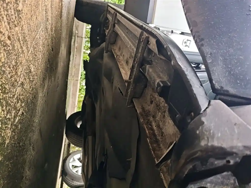 Jeep Cherokee — фото 21