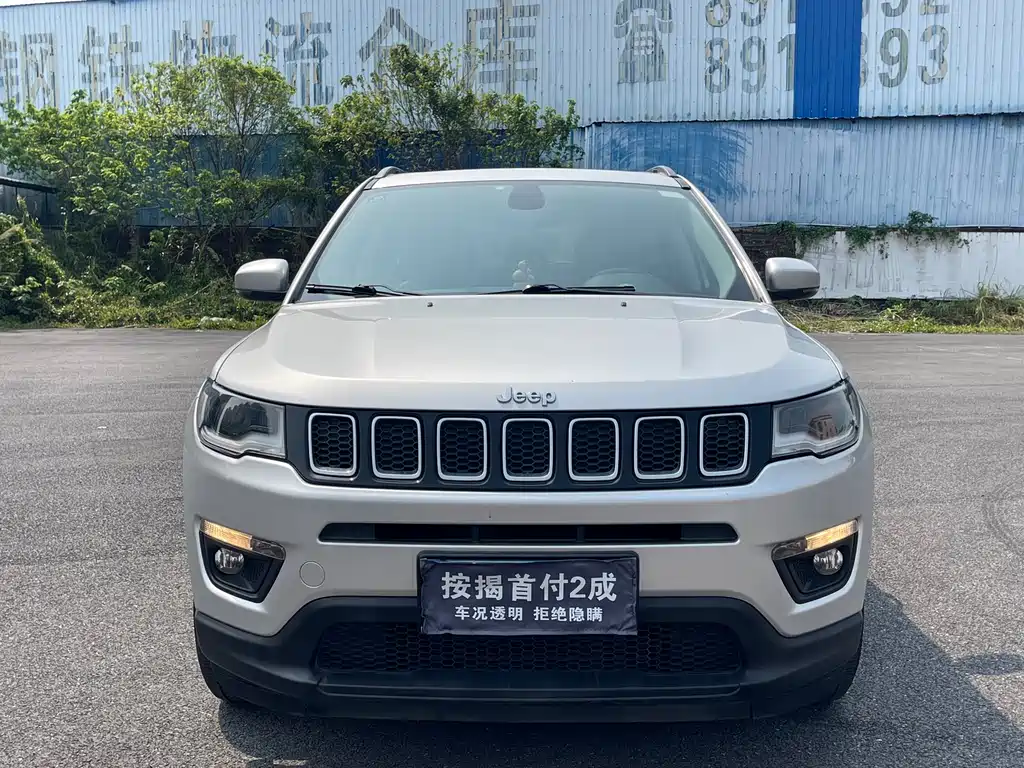 Jeep Compass — фото 2