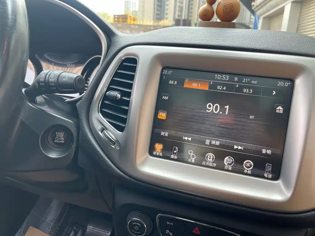 Jeep Compass — фото 11