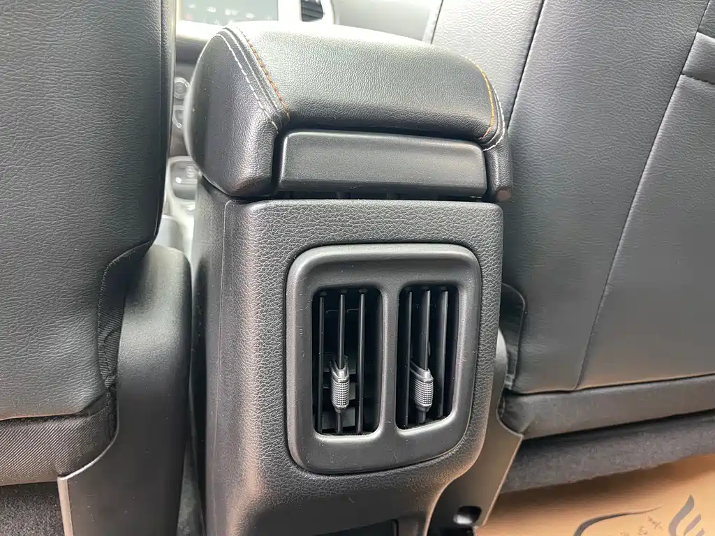 Jeep Compass — фото 15