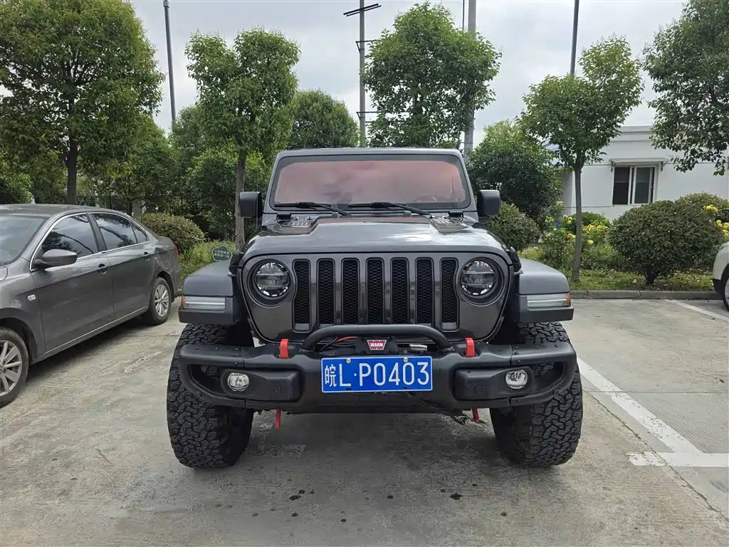 Jeep Wrangler — фото 2