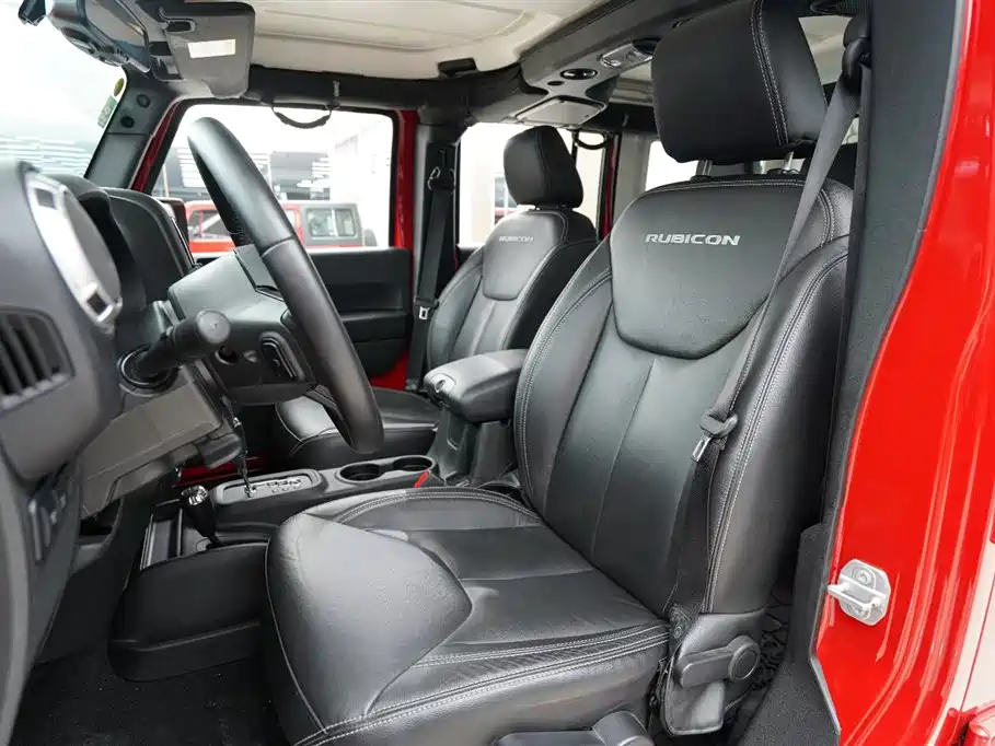 Jeep Wrangler — фото 4