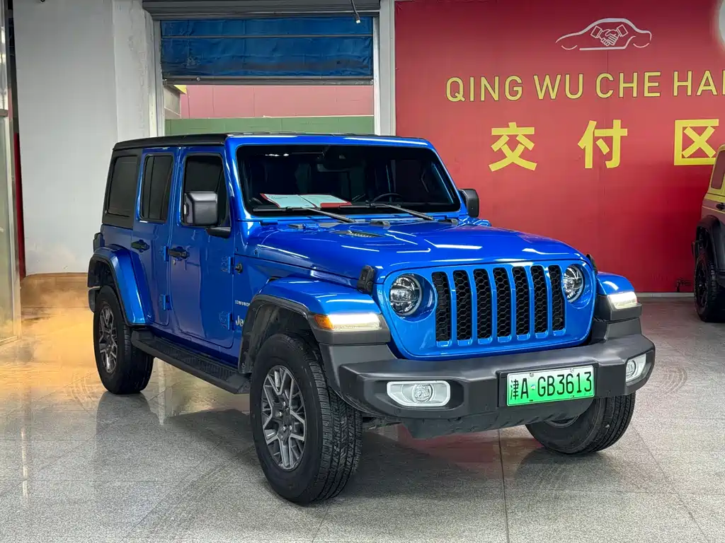 Jeep Wrangler PHEV — фото 3