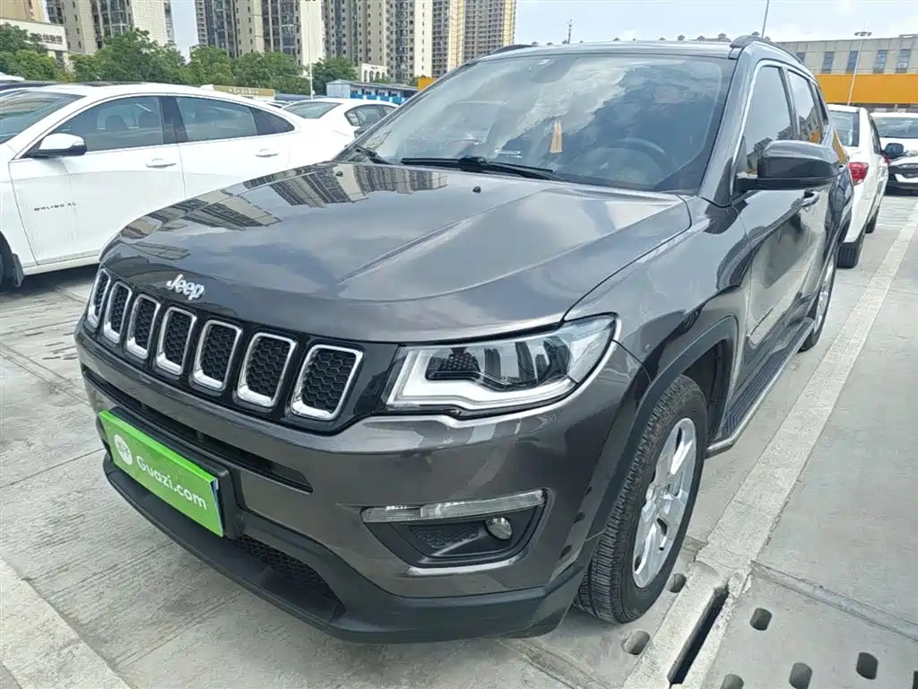 Jeep Compass — фото 2