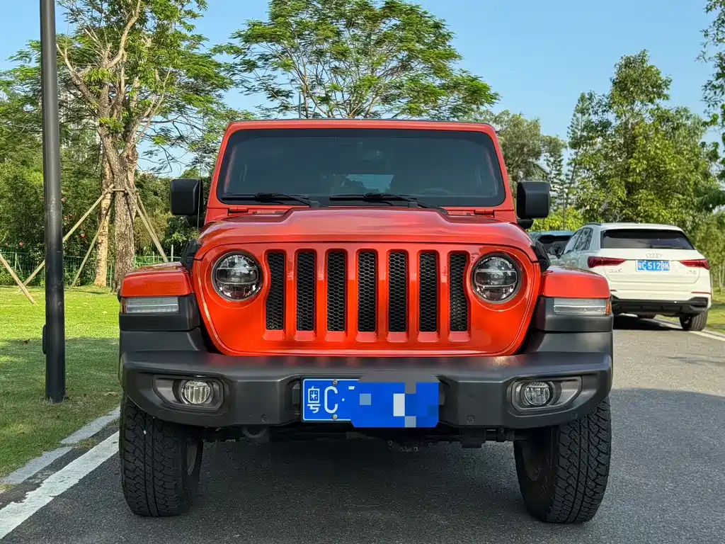 Jeep Wrangler — фото 2