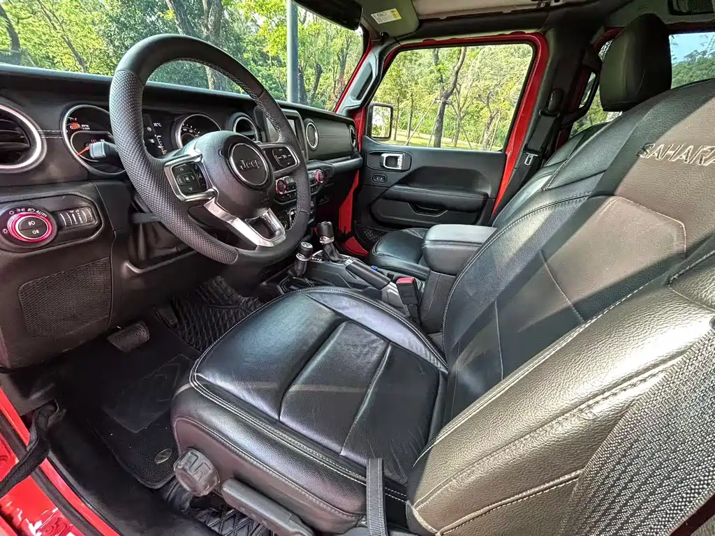 Jeep Wrangler — фото 4