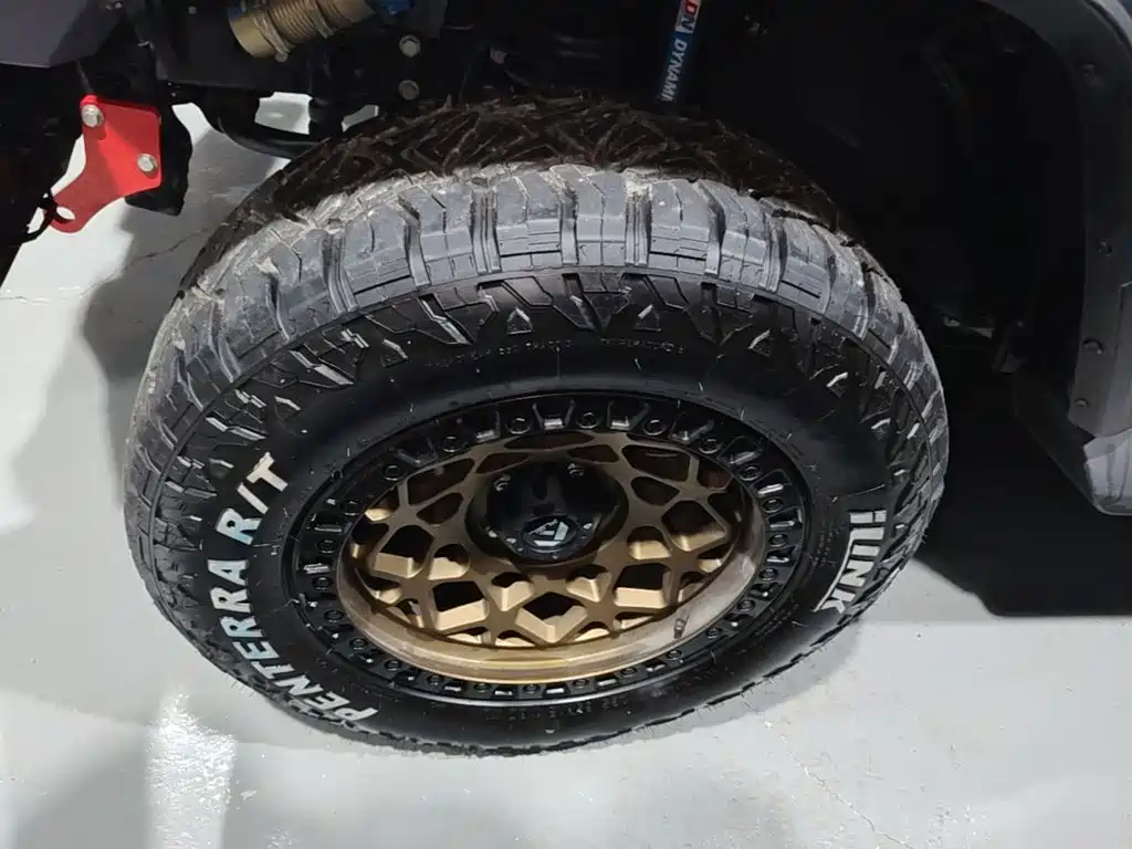 Jeep Wrangler — фото 23