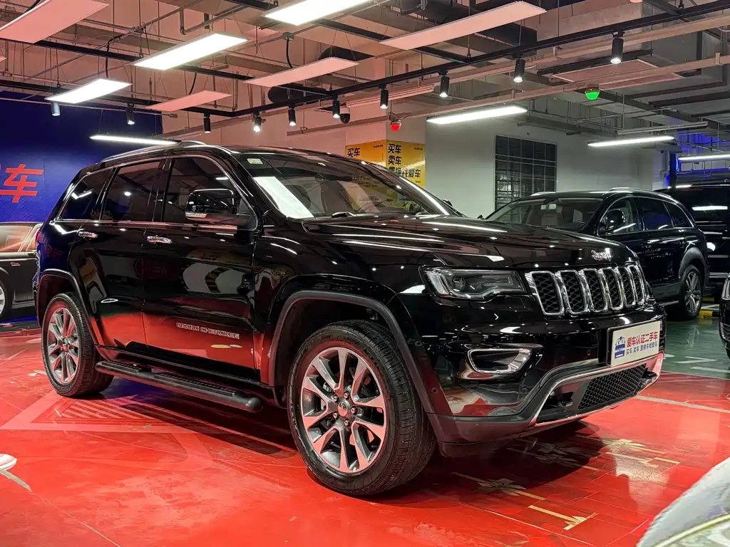 Jeep Grand Cherokee (Import) — фото 3