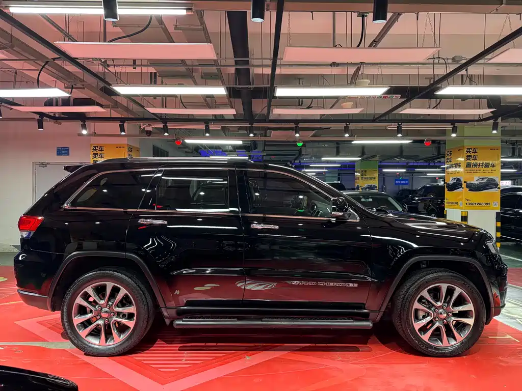 Jeep Grand Cherokee (Import) — фото 4