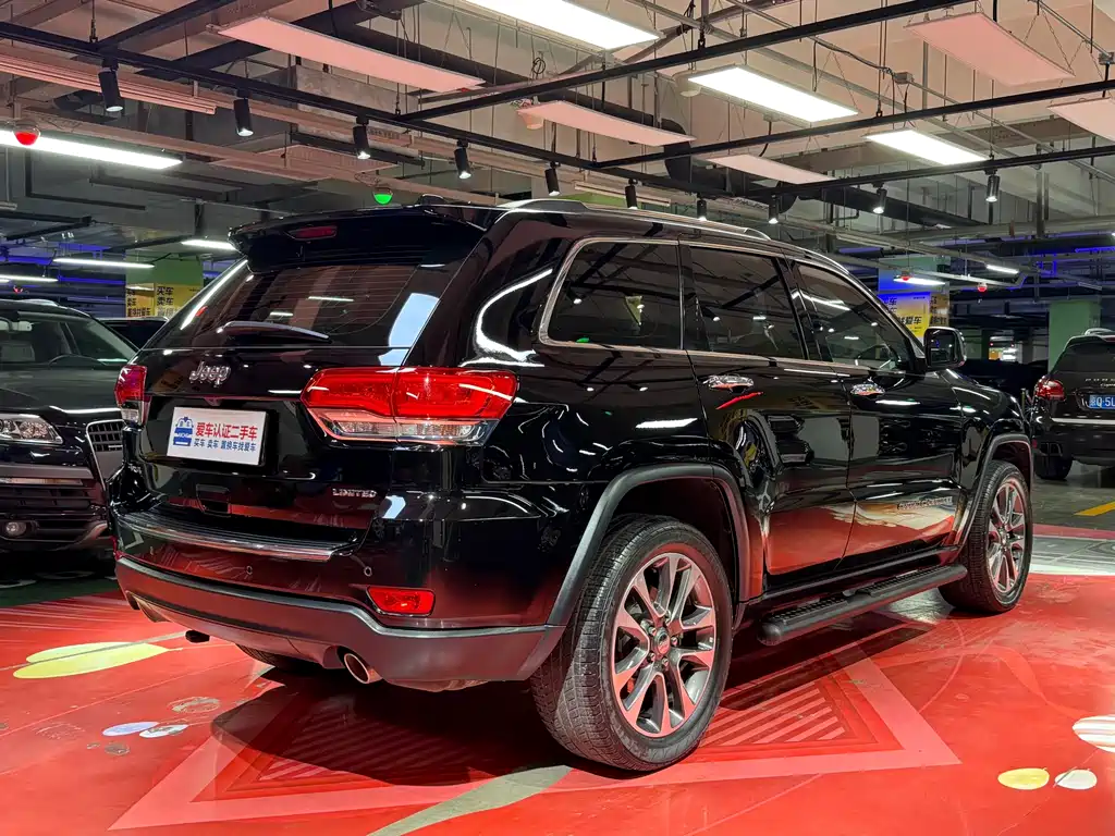 Jeep Grand Cherokee (Import) — фото 5