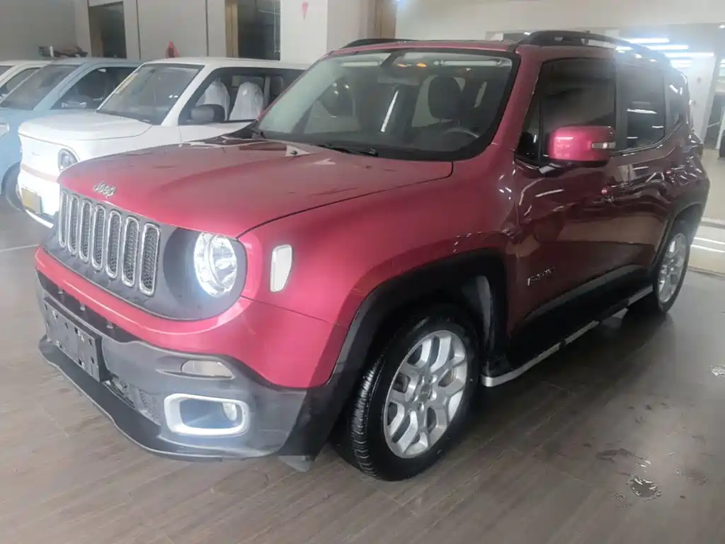 Jeep Renegade — фото 2