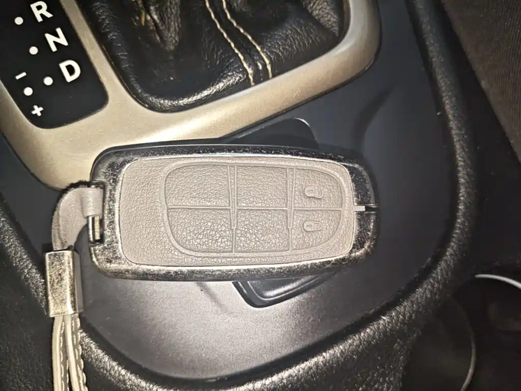 Jeep Cherokee — фото 9