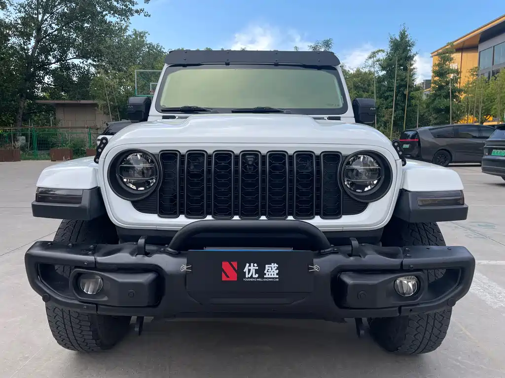 Jeep Wrangler — фото 2