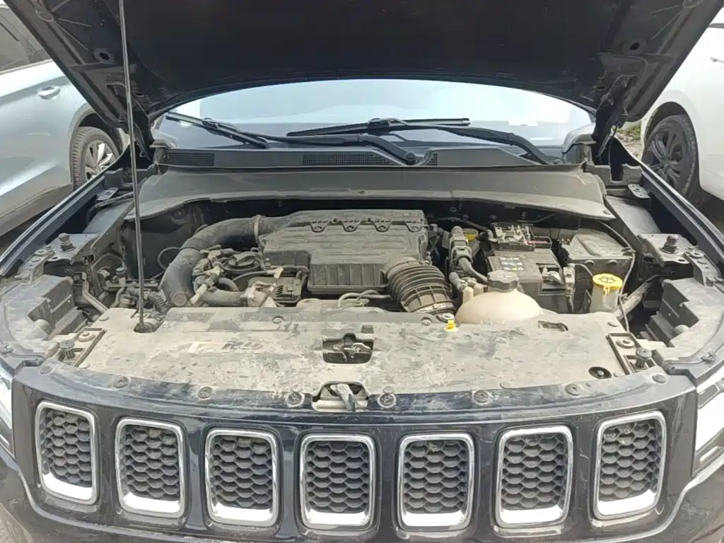 Jeep Compass — фото 20