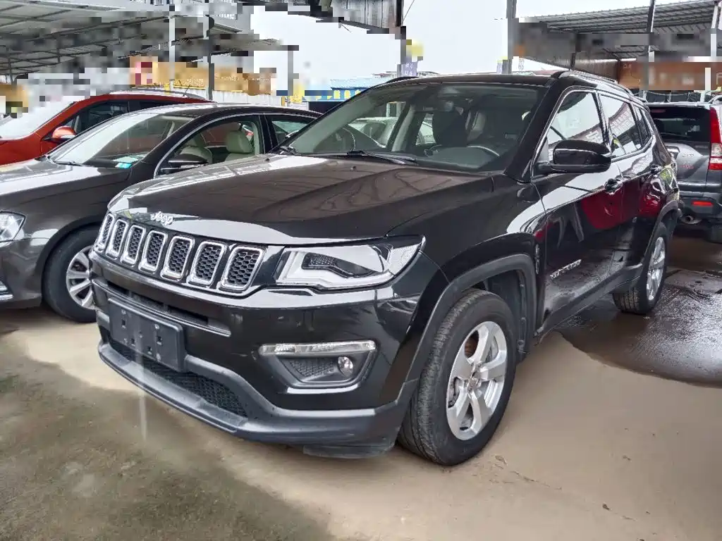 Jeep Compass — фото 2