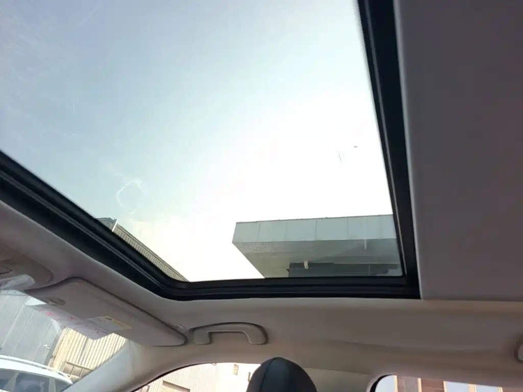 Jeep Compass — фото 18