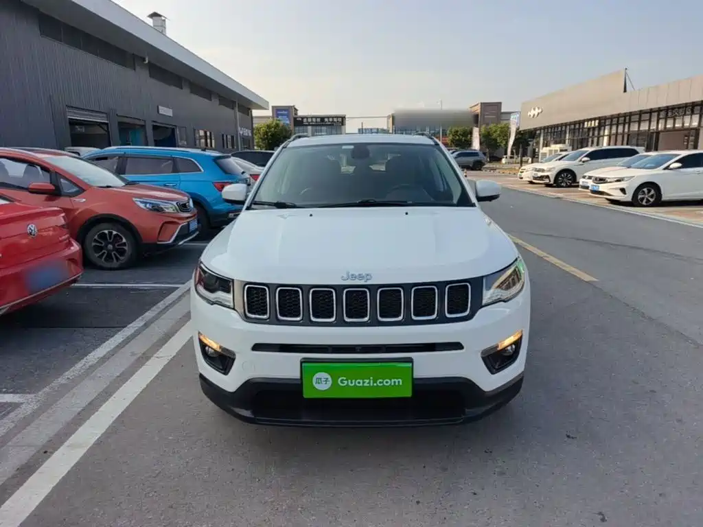 Jeep Compass — фото 3