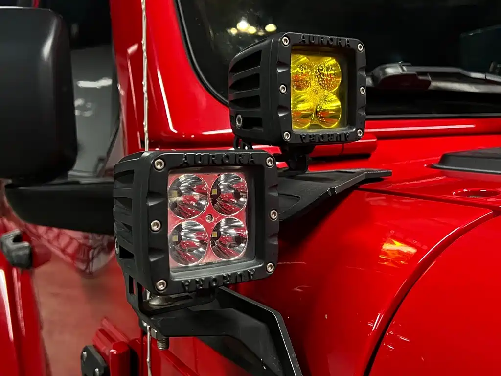 Jeep Wrangler — фото 10