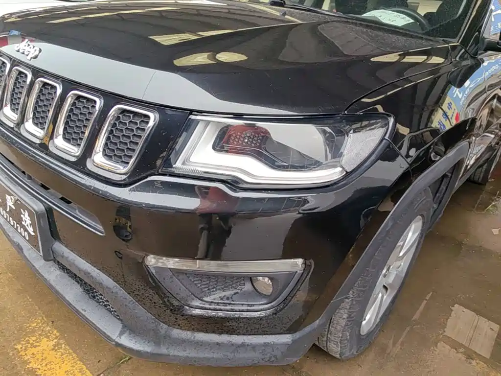 Jeep Compass — фото 24