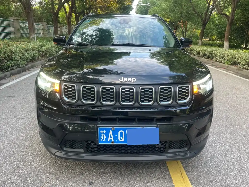 Jeep Compass — фото 2