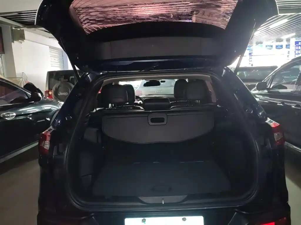 Jeep Cherokee — фото 19